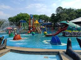 Juwana water fantasy merupakan sarana rekreasi yang dapat mewujudkan fantasy anda akan banyaknya arena permainan darat dan air. 11 Tempat Wisata Pati Keindahan Alam Jawa Tengah Yang Lainnya