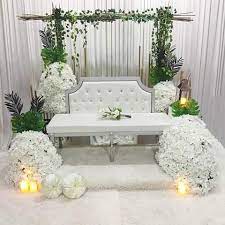 Pengarah kreatif the calla, firdaus othman mendedahkan harga sebenar pelamin nikah yuna dan adam sinclair pada jumaat lalu adalah dalam anggaran rm70,000. Mini Pelamin Pertunangan Bajet Makeup Area Kelantan Home Facebook