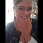 Amanda Etherton's Instagram, Twitter & Facebook