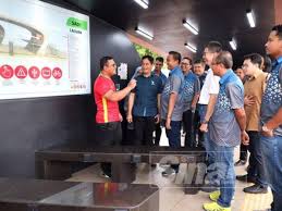 Kasih ibu smart selangor, smart selangor parking, smart selangor free tuition, bas smart selangor, wifi smart selangor, kad kiss smart selangor, rumah sewa smart selangor, smart selangor command centre, laluan bas smart selangor, image smart laluan ktm shah alam ke nilai. Hentian Bas Smart Selangor Dilengkapi Tujuh Elemen Pintar Smart Selangor