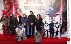 Visit starwars.com to get the all latest news and updates, and test your knowledge with fun quizzes! Swiatowa Premiera Filmu Gwiezdne Wojny Ostatni Jedi Kiedy Premiera W Polsce Zdjecia Polska Times