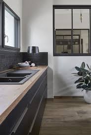 cuisine noire et bois cuisine noire et bois credence cuisine noire et bois ilot cuisine noire et bois indu cuisine noire cuisine noir mat idee deco cuisine