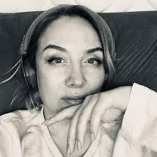 The fact that Ralph Fiennes' full name is Ralph Nathaniel  Twisleton-Wykeham-Fiennes has always delighted me. He my English patient  for real