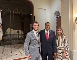 Larry Elder says fatherlessness is the biggest problem for Black people in  America