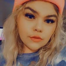 Crystal Underwood's Instagram, Twitter & Facebook