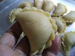 Cara buat karipap rangup dengan inti kentang sedap. Cara Buat Karipap Pusing Sedap Rangup Resipi Step By Step Gerenti Jadi Ilhamresipi