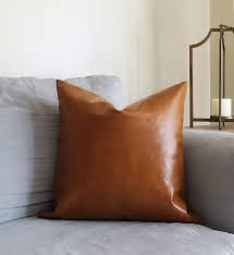 this item is unavailable coussins en cuir housse d oreiller etsy