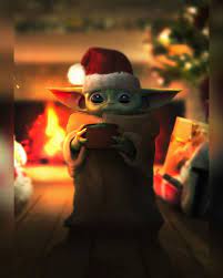 Christmas Baby Yoda Credit To Mizuriofficial R Babyyoda Baby Yoda Grogu Yoda Wallpaper Yoda Pictures Star Wars Baby