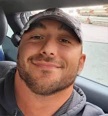 Hello! ID please? From New York, USA. Think it's very common.