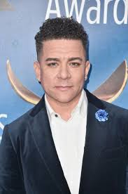 Virgil Williams's Instagram, Twitter & Facebook