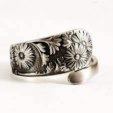 Dainty Spoon Ring Gerbera Daisy Flowers In Japanese Sterling Etsy Sterling Silver Spoon Ring Spoon Rings Daisy Flower
