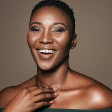 Roxanne Mckenzie's Instagram, Twitter & Facebook