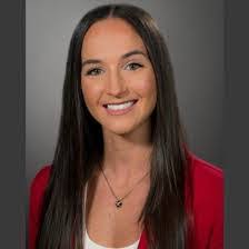 Stacy Kettle's Instagram, Twitter & Facebook