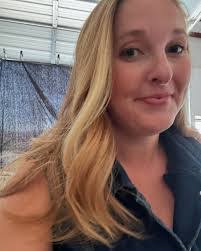 Ann Dunaway's Instagram, Twitter & Facebook