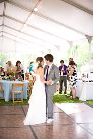 Reception On The Houston Arboretum Lawn Outdoor Wedding In Nature Outdoor Wedding Wedding Venue Houston Outdoor Wedding Venues