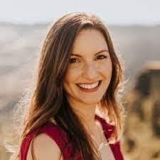 Alison Riedel's Instagram, Twitter & Facebook