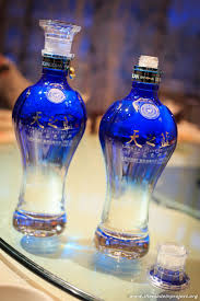 Two Bottles 1000ml Baijiu Sky Blue Classic 52 Degree Baijiu Blue Glass Bottle
