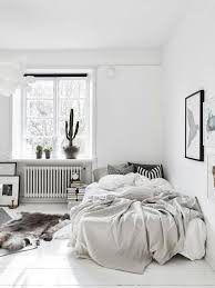 20 Lovely White Bedroom Ideas For Couples Bedroom Interior Small Space Inspiration Interior