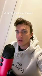 Elliot Hayes Day in The Life