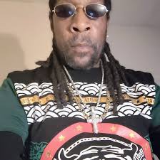 It's a shame there's no rap groups out like Public Enemy.