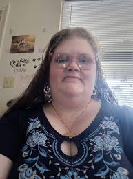 Hiya i am maccy and i am 14 years old ! I have one more space for another  pen pal !! I have 2 already but would love another !! I love