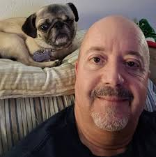 I don't think that there exists dog breeds that are smarter than others.  Dogs are like humans. Each one has special individual traits.Some are  intelligent while others are as dumb as nails.