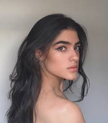 Natalia Castellar Calvani On Instagram Always Breaking My Neck For The Gram But It S Ok Big Nose Girl Natalia Castellar Models With Big Noses