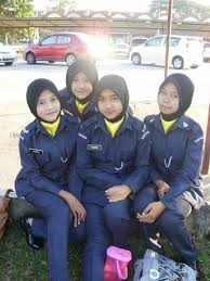 Pasukan kadet polis smjk chan wa, seremban mewakili negeri sembilan telah berjaya memenangi juara dalam kawad kaki. Pipiiii On Twitter Kawad Kaki Kadet Polis Sekolah Smkkppi Muka Hitam Punca Ni Ler Http T Co Xbxifxmv