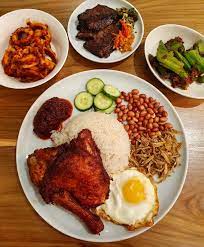 Foodpanda has over 90 restaurants that deliver your favorite dish to your home. Nasi Lemak Ayam Goreng Berempah 12 80 By Keyang K