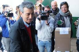 Check spelling or type a new query. Randazzo Pidio A La Dirigencia Politica Respeto Por La Familia De Maldonado Poltica Argentina