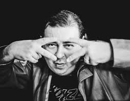 Show gratuito homenageia Raul Seixas