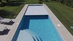 Zita Le Volet Immerge Pour Piscine Dedie Aux Petits Budgets Equipement Entretien Piscinespa Com