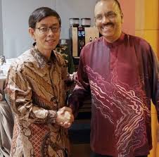 Ali bin hamsa (born 29 august 1955) is the 13th chief secretary to the government of malaysia, serving as chief secretary from 24 june 2012 to 30 august 2018.1. Senior Officials From Malaysia And Singapore To Meet At Joint Seminar Government Civil Service News