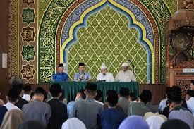 Tinjau SMP Madani, Walikota Pekanbaru Serap Aspirasi Guru dan Siapkan  Penambahan Kuota Siswa