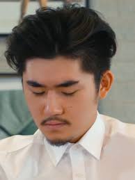 Stinkende lunch van collega's... 🤢 #dylanhaegens #sketch #comedy