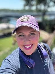 Danielle Dees's Instagram, Twitter & Facebook