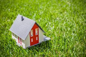 Dari 20 kavling sekarang sisa 7 kavling. Lebih Baik Beli Tanah Atau Rumah Simak Kelebihan Masing Masing Artikel Spacestock