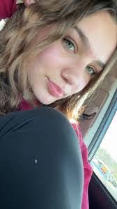 Allyson Kirkpatrick's Instagram, Twitter & Facebook