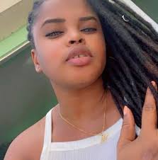 Ninie kologèt fan's