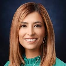 Danielle Houghton's Instagram, Twitter & Facebook