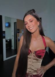 I'm practicing 'Beautiful Eyes' at home 🏠 what are you guys up to rn?