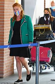 Prince edward and sophie, countess of wessex bagshot park is. Sarah Ferguson Dons A Rainbow Unicorn Face Mask As She Arrives At Venice Airport 247 News Around The World