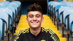 He made his senior wales debut in november 2018, having previously represented the nation at various youth levels, and. Lotwfzi4zqa2rm