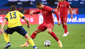 Timnas portugal is on facebook. Foto Dwigol Cristiano Ronaldo Bantu Portugal Pecundangi Swedia Bola Liputan6 Com