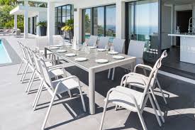 A table where all the elements in existence are arranged together in rows the periodic table was first developed and published by russian chemist dmitri mendeleev, in 1869. Table Absolu Extensible Taupe 12 Places Aluminium Verre Trempe Hesperide Taupe Decoracion De Unas Porche