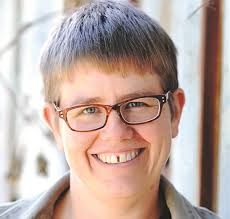 Sarah Veatch's Instagram, Twitter & Facebook