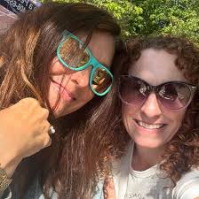 What are good steak restaurants near Great Lakes?