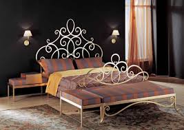 Dans votre sac à main mywalit, vous n´avez pas une photo de votre amoureux, mais bien une photo. Tete De Lit Originale En Fer Forge 30 Idees Inspirantes