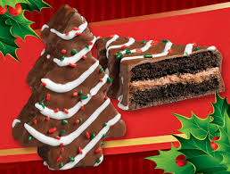 This christmas tree cake dip is just what we need to kick up the christmas and holiday spirit here at my house! Christmas Seasonal Little Debbie