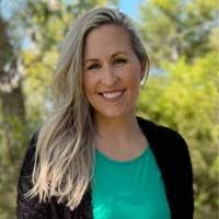 Dianna Sewell's Instagram, Twitter & Facebook